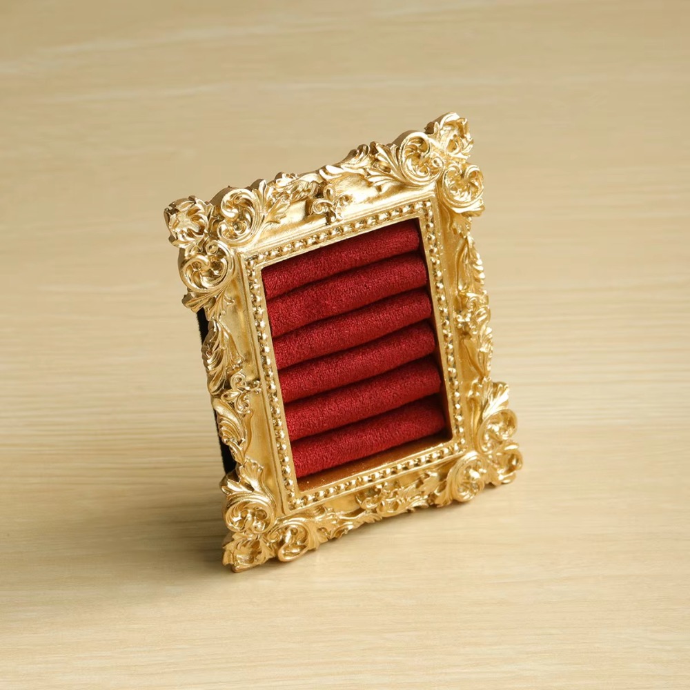 Resin Art For Photo Frame - Vintage Gold Ring Display Stand Velvet
