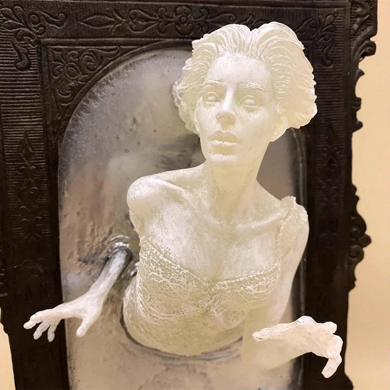 Gothic Devil Hand Wall Decor,  - Resin Art For Photo Frame ulasan dan harga