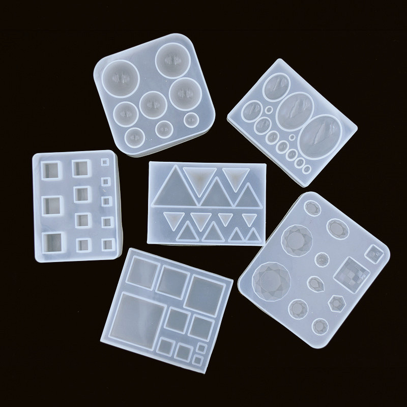 Cute beads Cube triangle Silic - Resin Art Cube ulasan dan harga